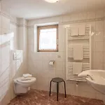 Lechnerhof Hotel-garni 3*