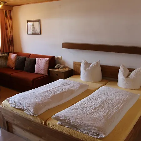 Lechnerhof Hotel-garni Апарт-отель Ахенкирьх